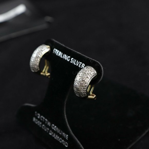 Victoria Townsend Diamond J-Hoop Earrings (1/4 ct. t.w.) - Picture 4 of 6